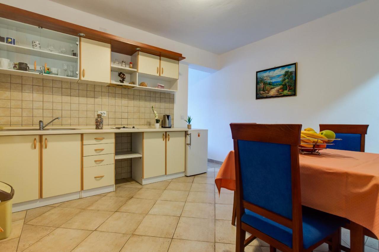 Apartments Vesna Tivat Eksteriør billede