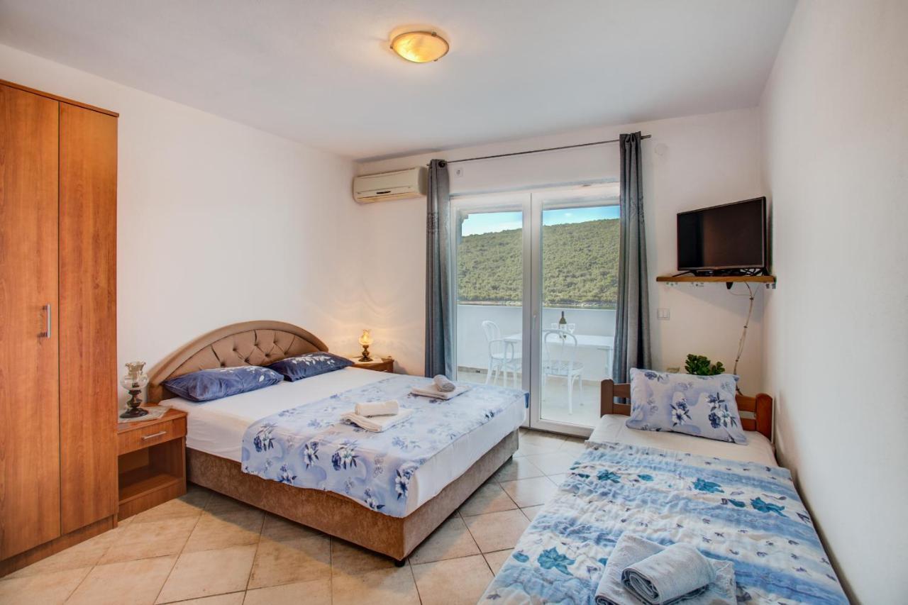 Apartments Vesna Tivat Eksteriør billede