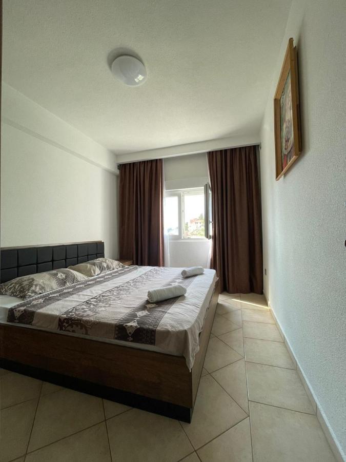 Apartments Vesna Tivat Eksteriør billede