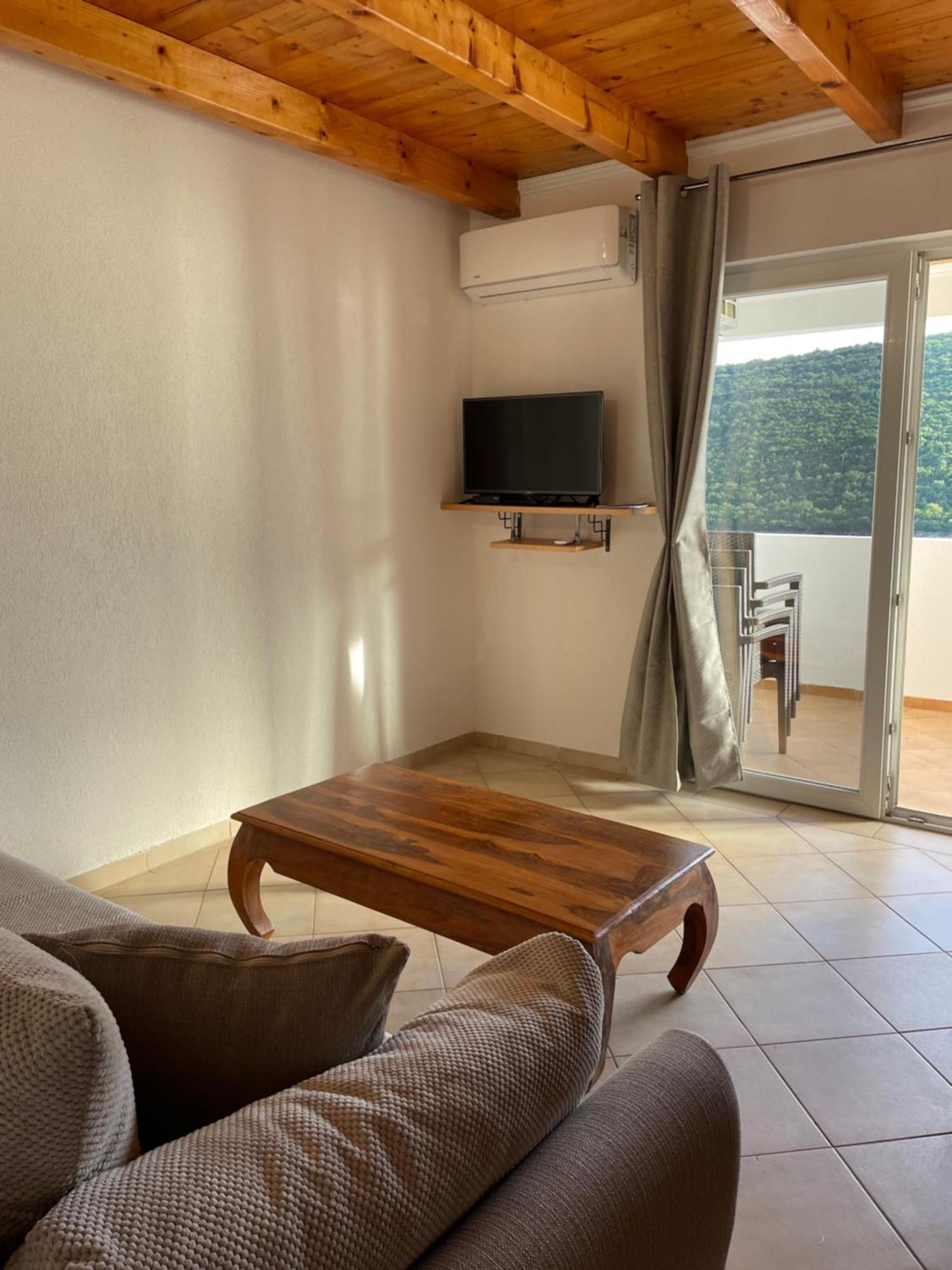 Apartments Vesna Tivat Eksteriør billede